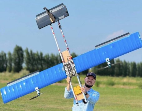 EDRONE Zipper Strike Drone