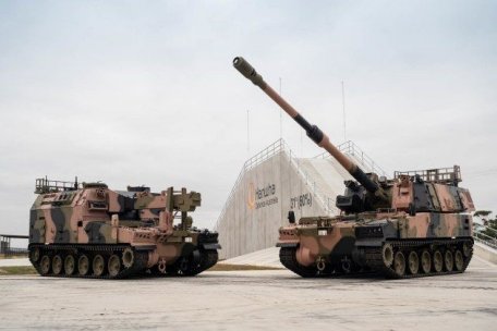 Hanwha AS9 Huntsman