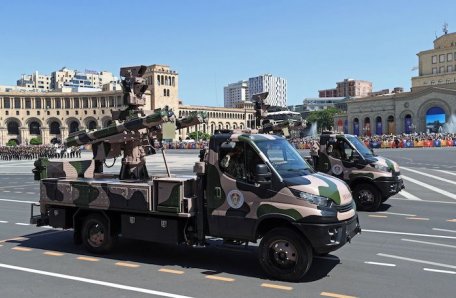 Defense Industries Organization Majid AD-08 and Bharat Dynamics Akash