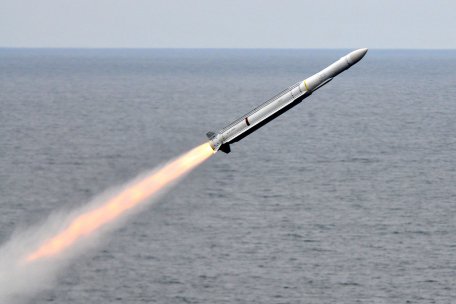 RIM-162 Evolved SeaSparrow Missile (ESSM)