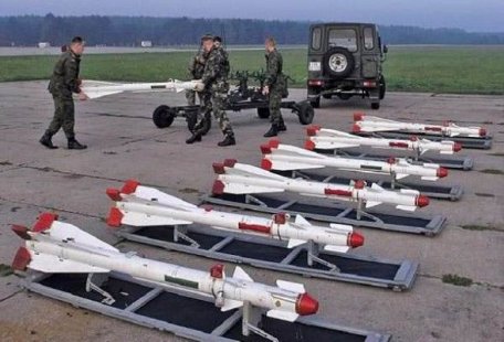 Molniya R-60