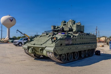 M2A4E1 Bradley