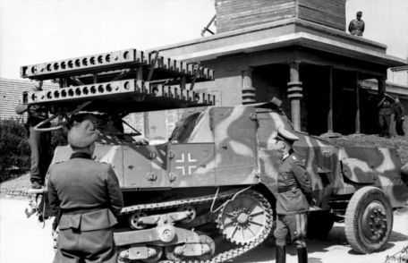 8cm Raketen-Vielfachwerfer