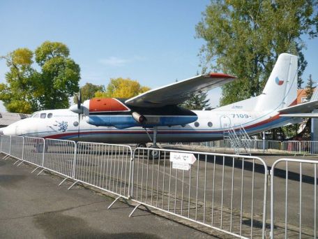 Antonov An-24 (Coke)