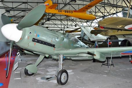 Avia S-199 (Bf 109G)