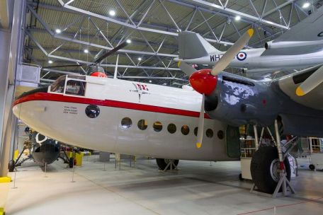 Avro York (Type 685) (BERLIN AIRLIFT, COLD WAR, WORLD WAR 2) Avro York (Type 685)