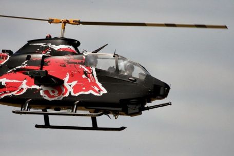 Bell AH-1 HueyCobra / Cobra (1982 LEBANON WAR, COLD WAR, GULF WAR, MODERN AIRCRAFT, VIETNAM WAR) Bell AH-1 HueyCobra / Cobra