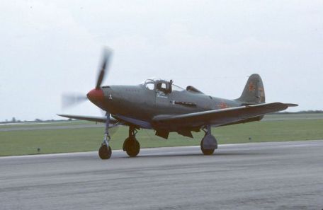 Bell P-39 Airacobra (RED TAILS, W.A.S.P., WORLD WAR 2) Bell P-39 Airacobra