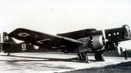 Bombardier marcel bloch mb 210 France 1/144 second world war bomber war plane 