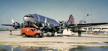 Boeing 307 Stratoliner (C-75)