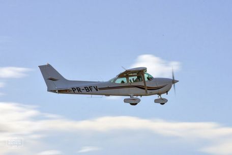 Cessna 172 (Skyhawk) (COLD WAR, MODERN AIRCRAFT) Cessna 172 (Skyhawk)