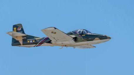 Cessna T-37 Tweet