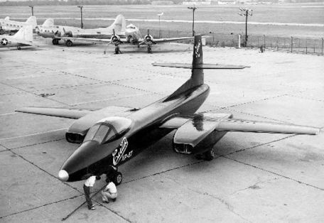 Curtiss P-304