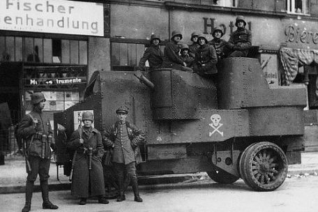 Ehrhardt E-V/4 (E-V/4 Panzerkraftwagen Ehrhardt)