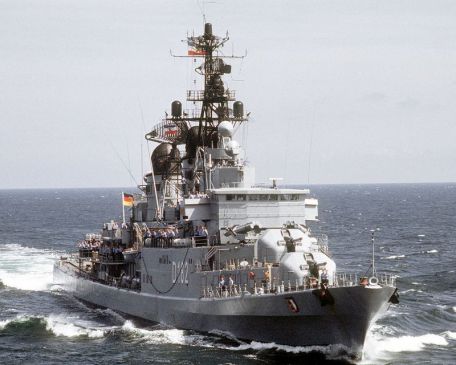 FGS Bremen (D181)