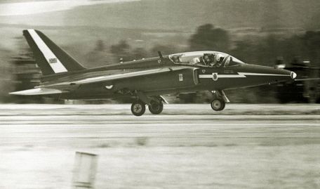 Folland / Hawker-Siddeley Gnat