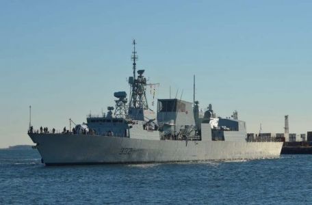 HMCS Ville de Quebec (FFH-332) (MODERN NAVY) HMCS Ville de Quebec (FFH-332)