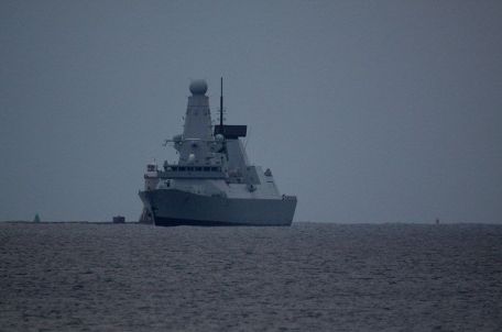 HMS Dauntless (D33)