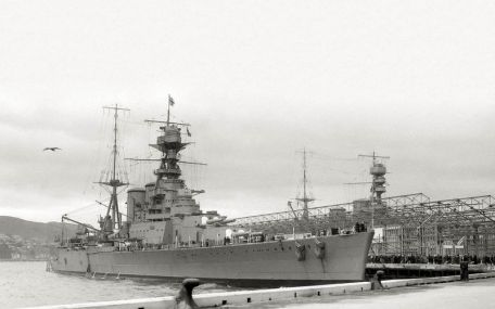 HMS Hood (51)