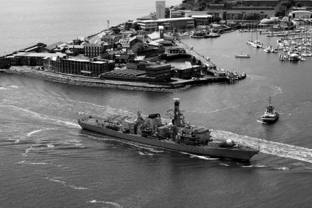 HMS Iron Duke (F234) (MODERN NAVY) HMS Iron Duke (F234)