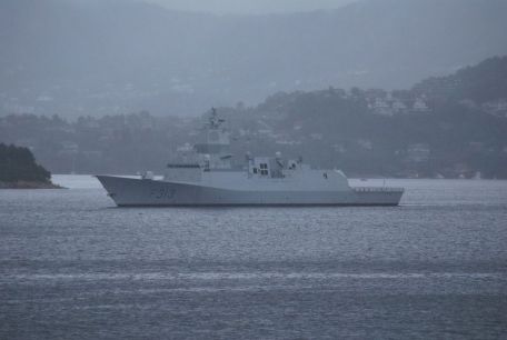 HNoMS Helge Ingstad (F313)