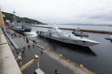 HSwMS Karlstad (K35) (MODERN NAVY) HSwMS Karlstad (K35)