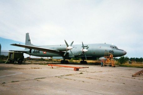 Ilyushin IL-38 (May) (COLD WAR, MODERN AIRCRAFT) Ilyushin IL-38 (May)