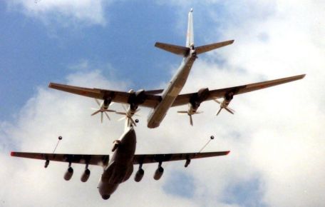 Ilyushin IL-78 (Midas) (COLD WAR, MODERN AIRCRAFT) Ilyushin IL-78 (Midas)