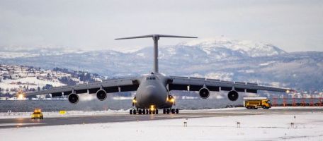 Lockheed C-5 Galaxy (COLD WAR, GULF WAR, MODERN AIRCRAFT, VIETNAM WAR) Lockheed C-5 Galaxy