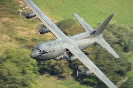Lockheed Martin C-130J Super Hercules (MODERN AIRCRAFT) Lockheed Martin C-130J Super Hercules