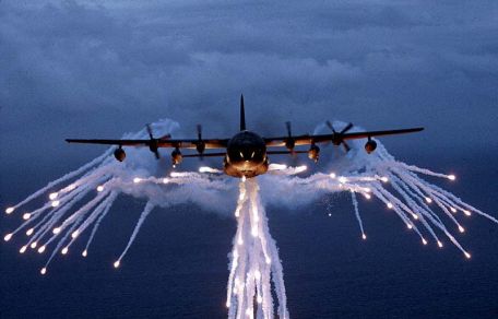 Lockheed MC-130 Combat Talon (I / II) (COLD WAR, GULF WAR, VIETNAM WAR) Lockheed MC-130 Combat Talon (I / II)