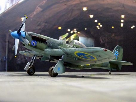Martin-Baker MB.5