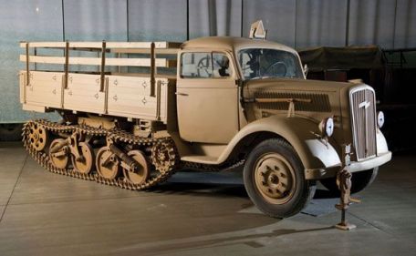 Maultier (Mule) (WORLD WAR 2) Maultier (Mule)