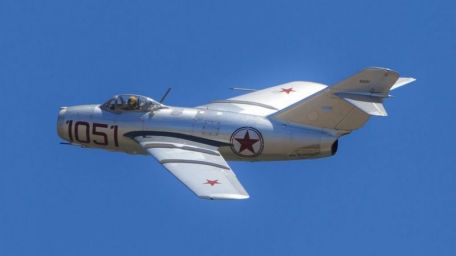 Mikoyan-Gurevich MiG-15 (Fagot) (COLD WAR, KOREAN WAR, SUEZ CRISIS, VIETNAM WAR, WARSAW PACT) Mikoyan-Gurevich MiG-15 (Fagot)