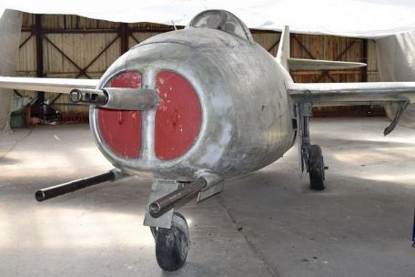 Mikoyan-Gurevich MiG-9 (Fargo)