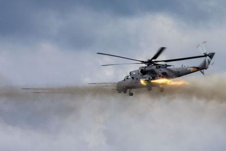 Mil Mi-24 (Hind) (1982 LEBANON WAR, COLD WAR, IRAN-IRAQ WAR, MODERN AIRCRAFT, SOVIET-AFGHAN WAR, WARSAW PACT) Mil Mi-24 (Hind)