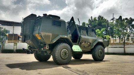 Panus HMV-420 (Mosquito) (ARMORED PERSONNEL CARRIER, MODERN) Panus HMV-420 (Mosquito)