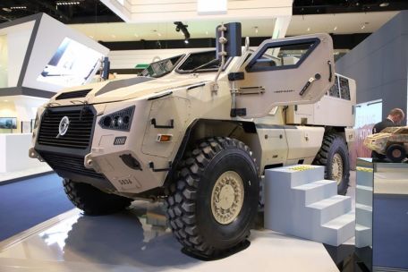 Paramount Mbombe (ARMORED PERSONNEL CARRIER, MODERN) Paramount Mbombe