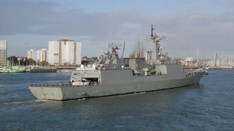 ROKS Chungmugong Yi Sun-Sin (DDH-975)