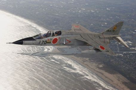 Mitsubishi T-2 (COLD WAR) Mitsubishi T-2