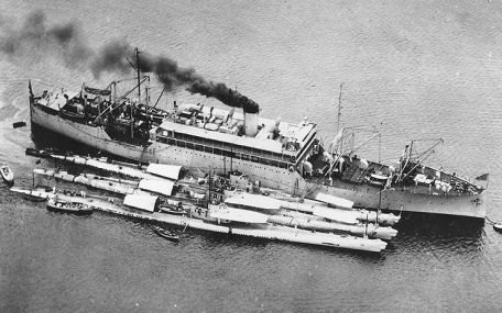 USS Bass (SS-164) / (V-2 (SF-5)