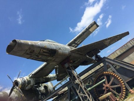 North American F-100 Super Sabre (COLD WAR, CUBAN MISSILE CRISIS, VIETNAM WAR) North American F-100 Super Sabre