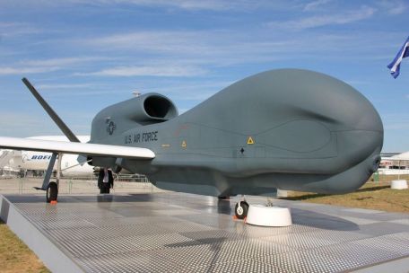 Northrop Grumman RQ-4 Global Hawk (MODERN AIRCRAFT, DRONE TECHNOLOGY) Northrop Grumman RQ-4 Global Hawk
