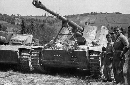 SdKfz 164 Hornisse / Nashorn (WORLD WAR 2) SdKfz 164 Hornisse / Nashorn
