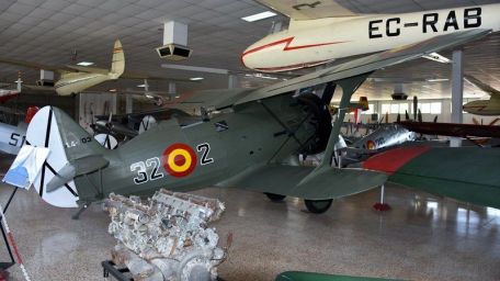 Polikarpov I-15 (Chaika) (GOLDEN AGE, SPANISH CIVIL WAR, WORLD WAR 2) Polikarpov I-15 (Chaika)