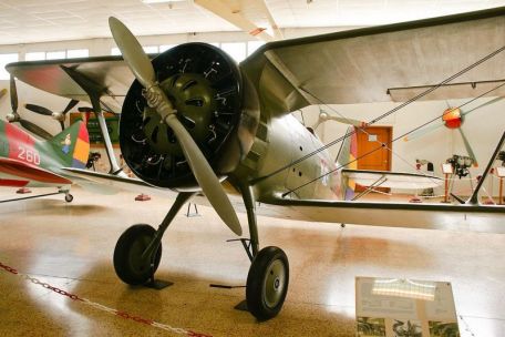 Polikarpov I-15 (Chaika) (GOLDEN AGE, SPANISH CIVIL WAR, WORLD WAR 2) Polikarpov I-15 (Chaika)