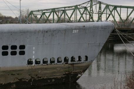 USS Ling (SS-297) (WORLD WAR 2) USS Ling (SS-297)