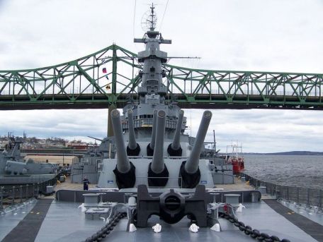 USS Massachusetts (BB-59) (COLD WAR, WORLD WAR 2) USS Massachusetts (BB-59)