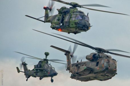 Sikorsky CH-53 Sea Stallion (COLD WAR, VIETNAM WAR) Sikorsky CH-53 Sea Stallion