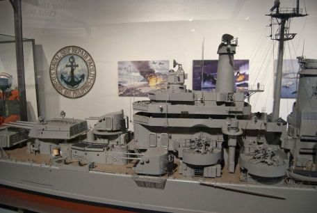 USS Newport News (CA-148) (COLD WAR, VIETNAM WAR) USS Newport News (CA-148)